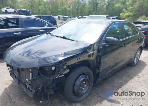 2015 Toyota Camry Se z USA, uszkodzony, nr VIN 4T1BF1FK9FU066534